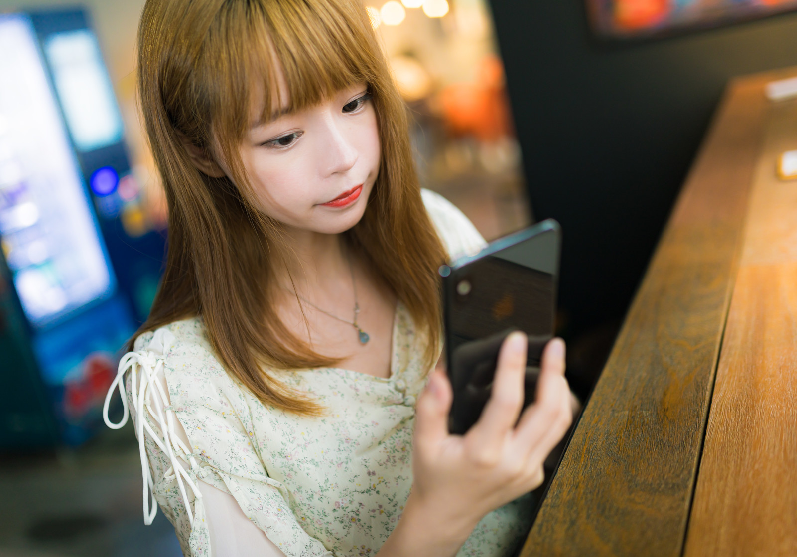 SNSのDMで浮気予備軍の男女が多いワケ【忍び寄る誘い】